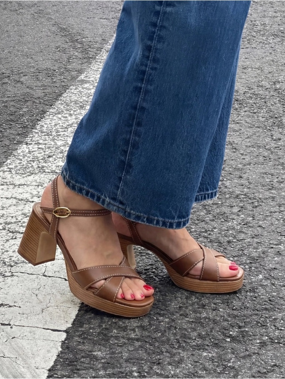 LARROUDE women’s Bianca Low Sandal Vegetale Caramel Leather